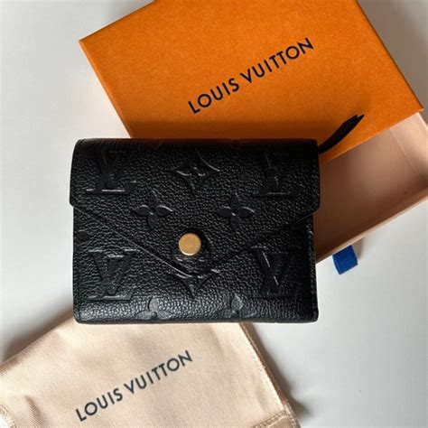 louis vuitton wallet paris-new delhi|More.